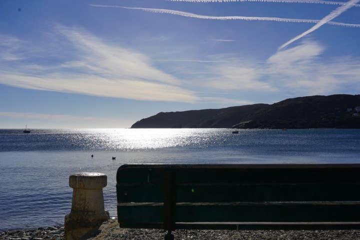 Maison de pêcheur vue mer, grand jardin Cadaqués Exterior foto